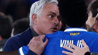 Şampiyonlar Ligi'nde 'ırkçılık' skandalı! Dünya yıldızı sahayı terk etti: Gözler UEFA'nın kararında