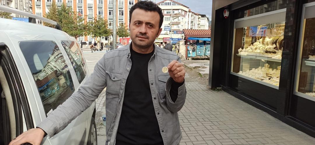 Arabasını altın karşılığı satışa &ccedil;ıkardı  40 gram veren var ama ısrar ediyorum  4