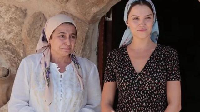 Zeynep Kankonde sitem etti: Ya ben yine hacklenmişim