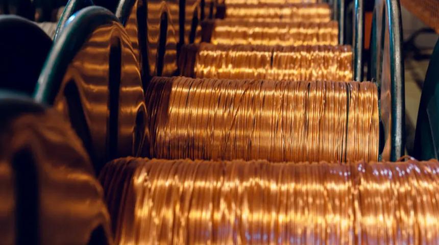 Son d&ouml;nemde pop&uuml;ler olmuştu! Bakır fiyatları i&ccedil;in yukarı y&ouml;nl&uuml; risk uyarısı