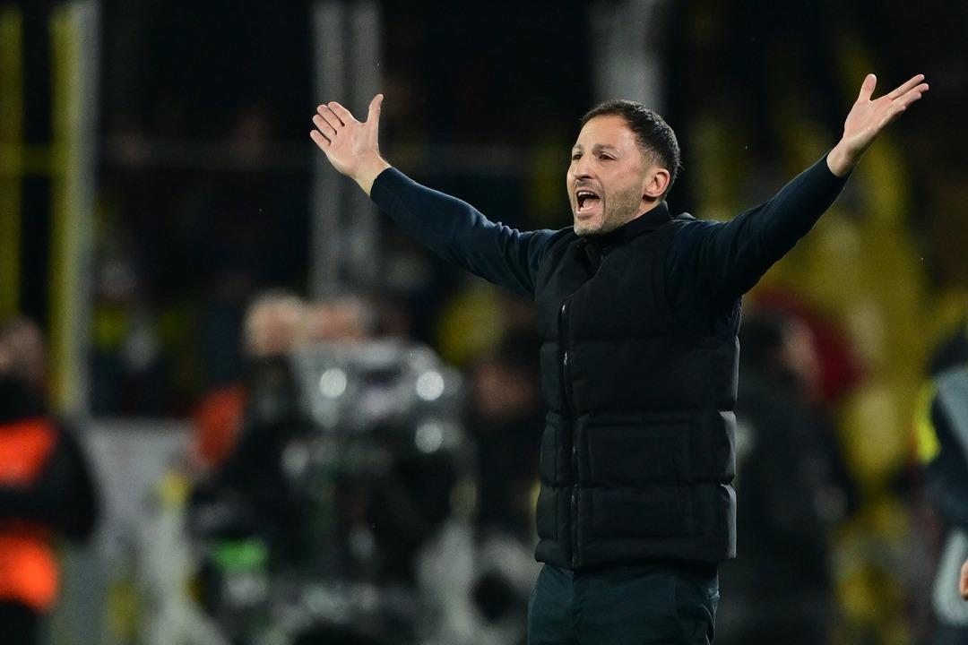 Tedesco dan Nottingham Forest ma&ccedil;ı &ouml;ncesi basın toplantısı! S&ouml;zleşme sorusunu yanıtladı 3