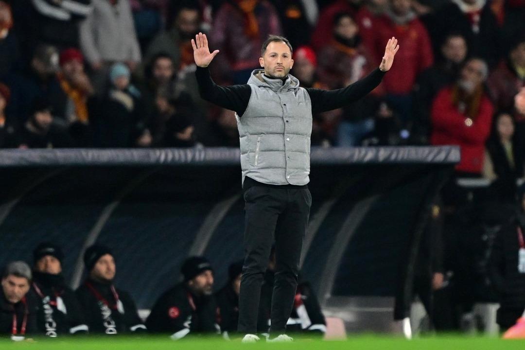 Tedesco dan Nottingham Forest ma&ccedil;ı &ouml;ncesi basın toplantısı! S&ouml;zleşme sorusunu yanıtladı 7