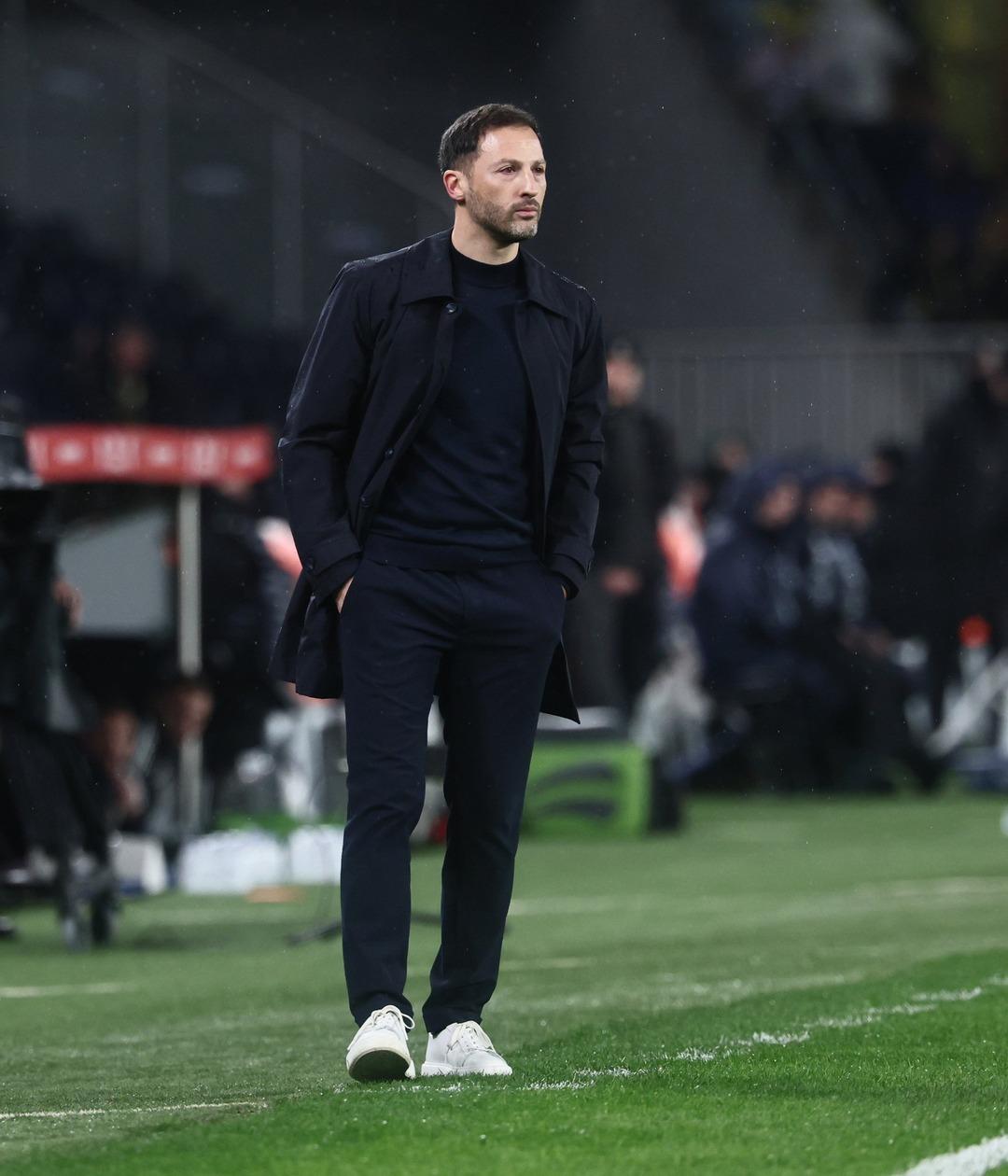 Tedesco dan Nottingham Forest ma&ccedil;ı &ouml;ncesi basın toplantısı! S&ouml;zleşme sorusunu yanıtladı 8