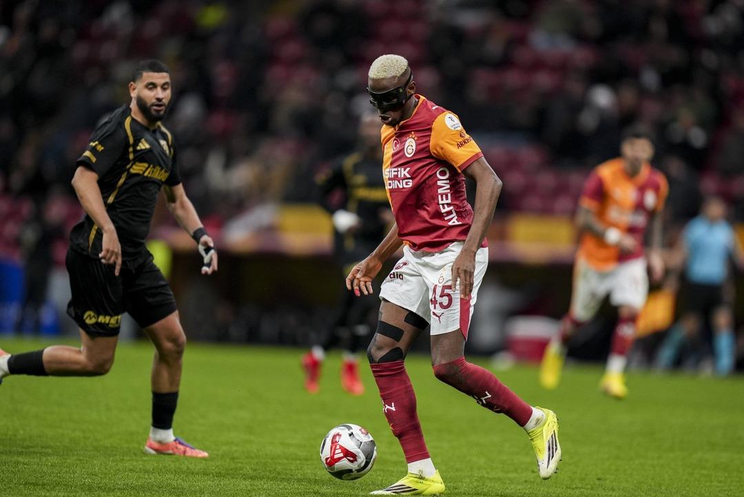 Yürekleri yakan bir hikaye: Osimhen’in umut dolu yükselişi! "O iki parmak hayatımı kurtardı" 5