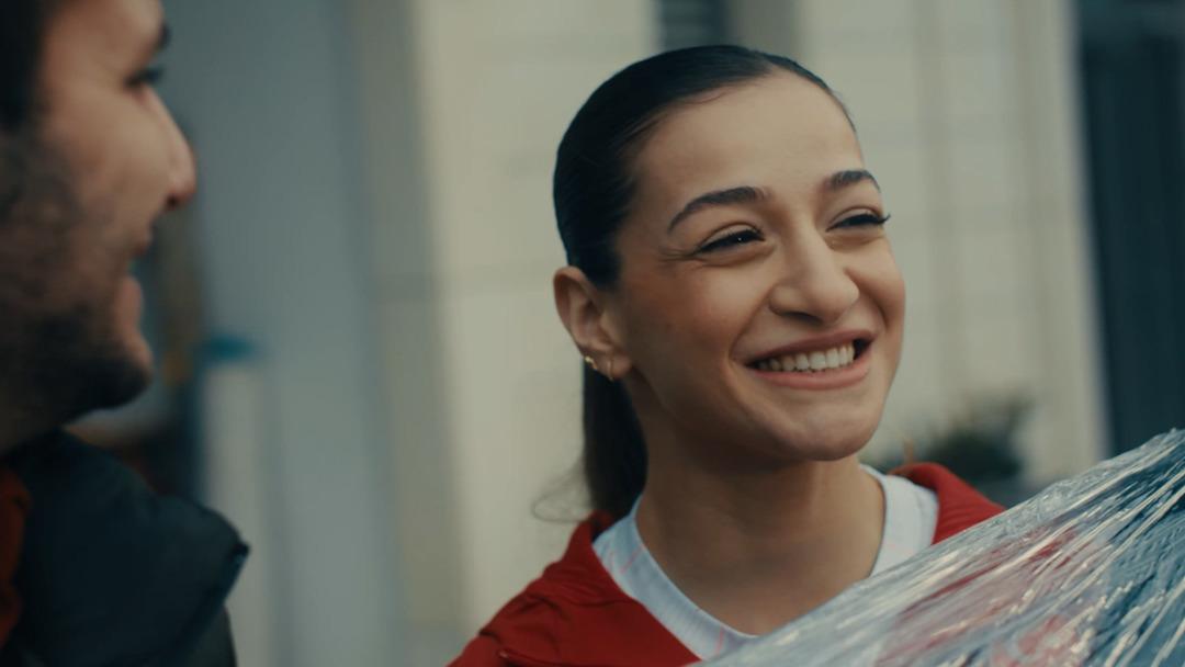 Bir&ccedil;ok &uuml;nl&uuml; isim rol aldı... Afet konutları i&ccedil;in &ouml;zel film: "Bu Başarı T&uuml;rkiye nin" 7