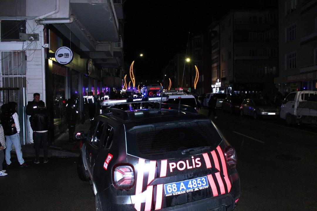 Evde cansız bedenleri bulundu! 2 kadını &ouml;ld&uuml;rd&uuml;kten sonra intihar etti 2