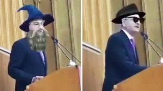 CHP’li vekil Facebook'tan canlı yayın yaparken emojileri açık unutunca olanlar oldu!