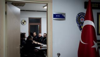 Ankara'da polisler ilk sahurunu mesai başında yaptı