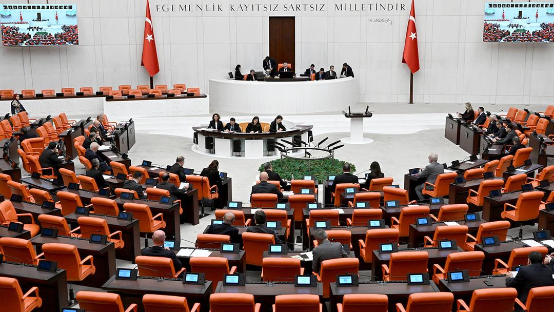 MHP’li Celal Adan’dan AK Partili o vekillere tepki: “Hayret, ayıp ya” 1