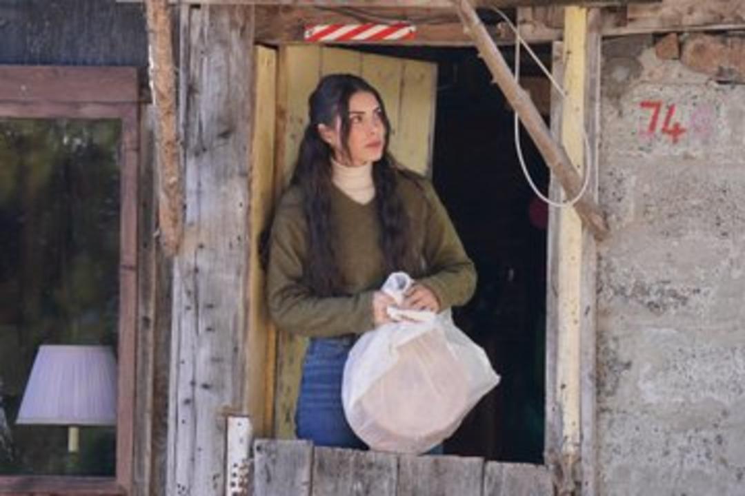 Taşacak Bu Deniz 19. b&ouml;l&uuml;m 2. fragman yayınlandı! Eleni ve Fadime ye ne olacak? 2