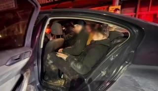 Otomobilin i&ccedil;inden 10 ka&ccedil;ak g&ouml;&ccedil;men &ccedil;ıktı