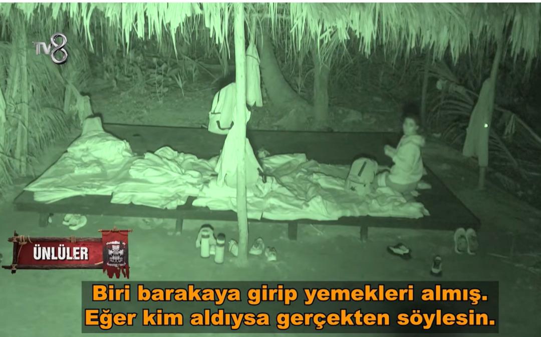 Yapım ekibi &ccedil;ıldırdı! Survivor &uuml;nl&uuml;ler takımına sert &ccedil;ıktı 1