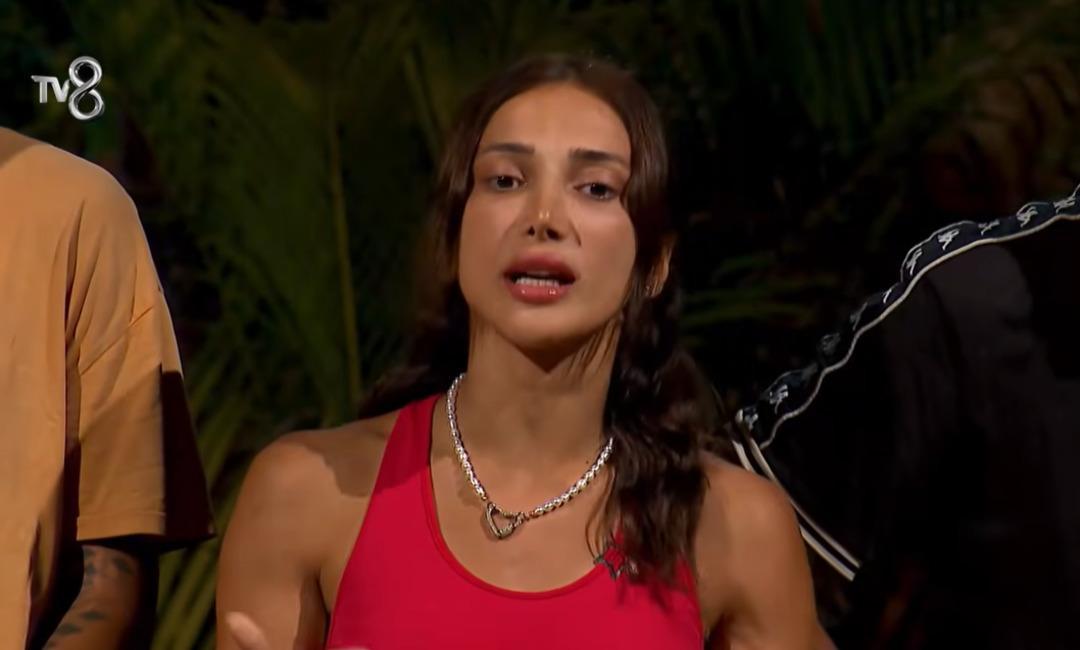 Yapım ekibi &ccedil;ıldırdı! Survivor &uuml;nl&uuml;ler takımına sert &ccedil;ıktı 4