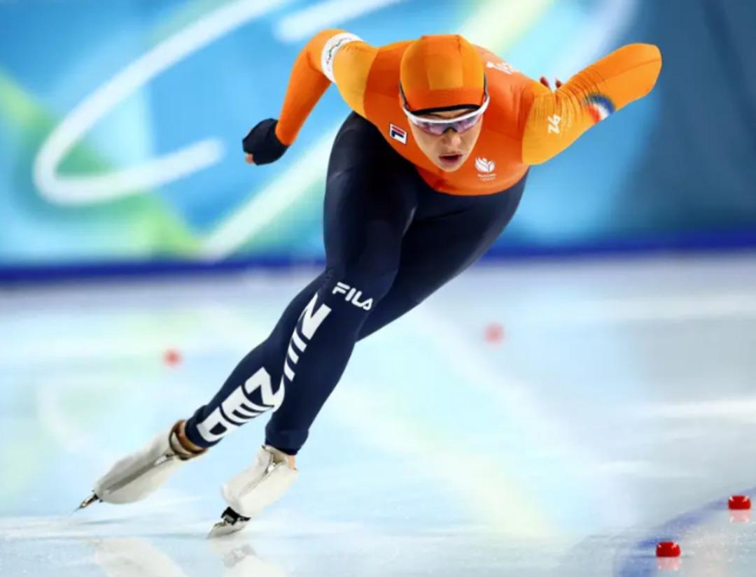 Olimpiyatlarda milyon dolarlık kare! Fermuarını a&ccedil;tı servet kazandı 2