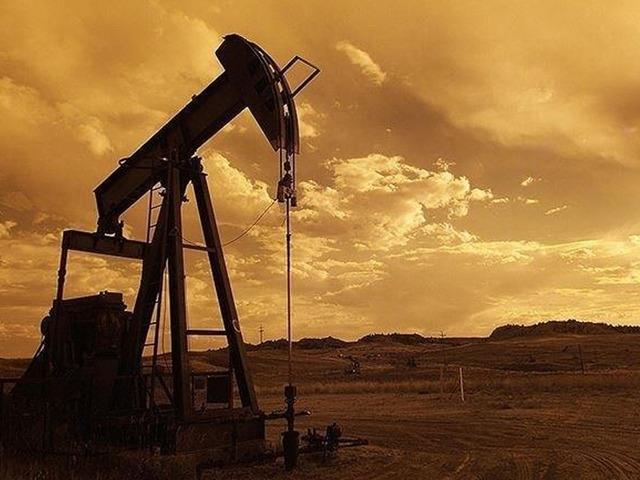 Brent petrol&uuml;n varili 69,97 dolardan işlem g&ouml;r&uuml;yor