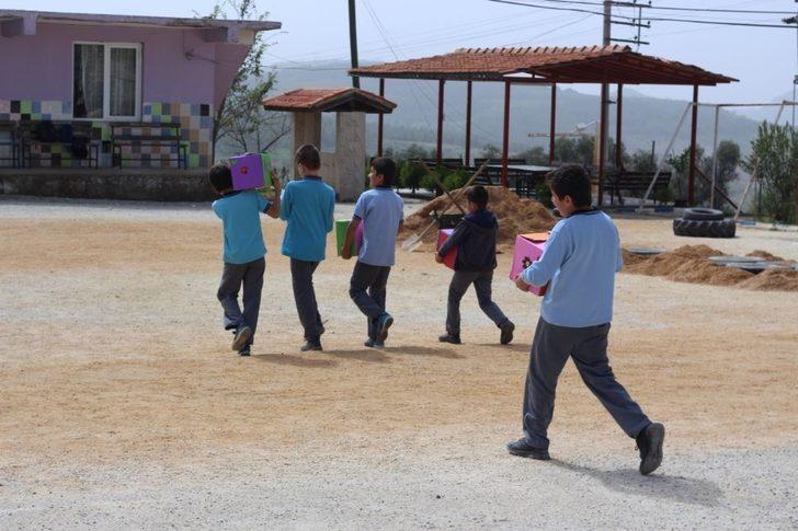 Milas’ta kitap bağışı sevinci G3