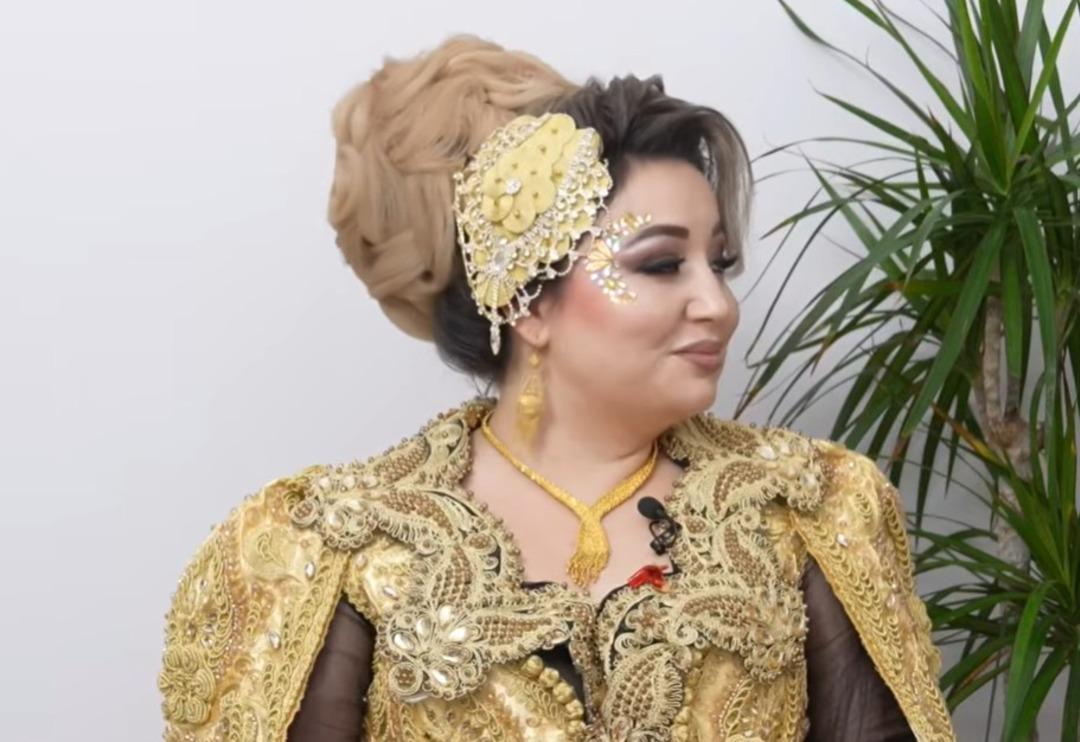 Gelin Evi programına 104 bin TL lik geleneksel kıyafetiyle geldi! Buse Varol şaştı kaldı 1