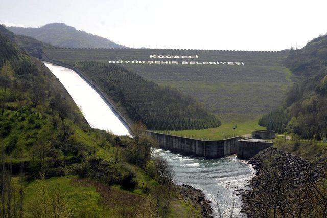 Yuvacık Barajı dolunca kapaklar açıldı