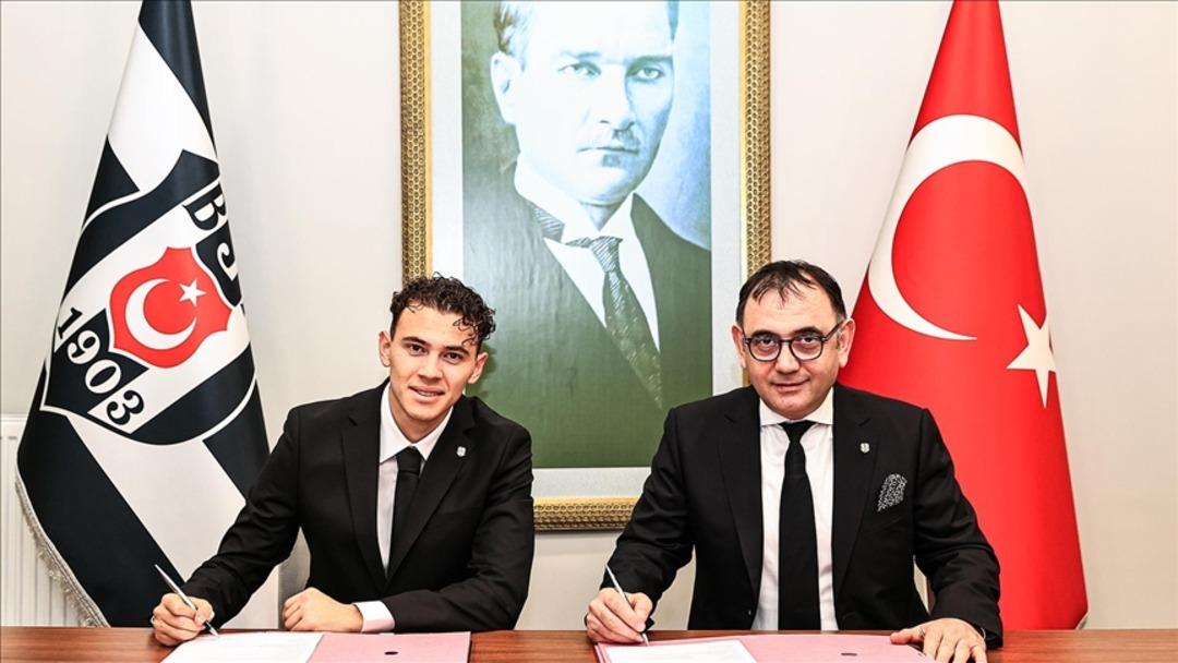 Beşiktaş ın yeni transferinden y&ouml;netime mesaj!  Bonservisimi alın  1