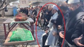 Son dakika: Acıya dayanamadı, cenaze namazında fenalık ge&ccedil;irdi