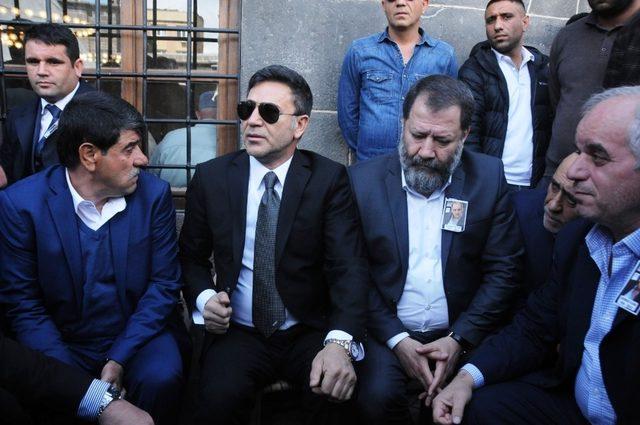 &rsquo;Zaza Şehmus&rsquo; son yolculuğuna uğurlandı 1