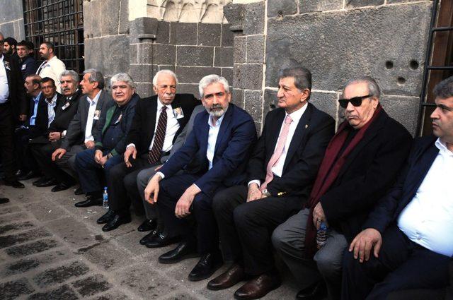 &rsquo;Zaza Şehmus&rsquo; son yolculuğuna uğurlandı 3