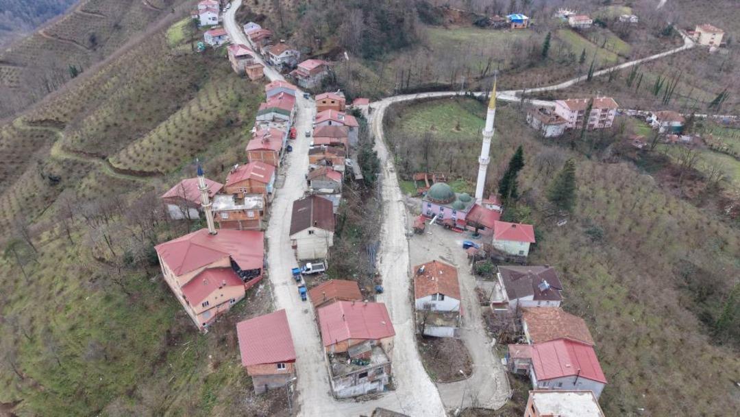 Komşular bir adımla il değiştirip, bir dakika farkla iftar açıyor: Bir taraf Samsun bir taraf Ordu 9