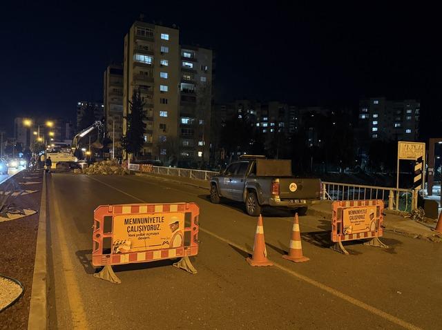 Mersin de dere &uuml;st&uuml;ndeki k&ouml;pr&uuml;n&uuml;n bir kısmı &ccedil;&ouml;kt&uuml; 2