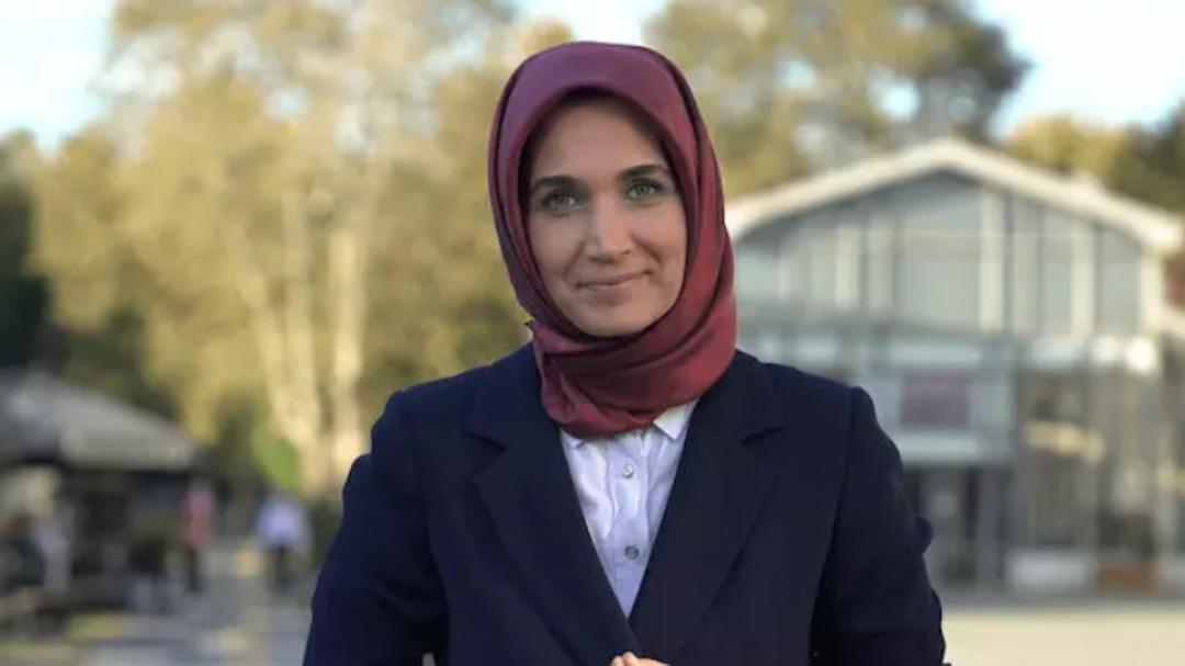 İlk baş&ouml;rt&uuml;l&uuml; vali olarak tarihe ge&ccedil;mişti! K&uuml;bra G&uuml;ran Yiğitbaş a yeni g&ouml;rev, Erdoğan imzaladı 1