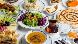 Meğer iftar sofrasında zehir sa&ccedil;ıyormuş! Nedenini duyan şok oluyor