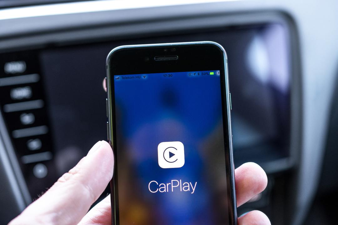 ChatGPT, Gemini, Claude... iOS 26.4 ile CarPlay e hepsi için destek geliyor! 1
