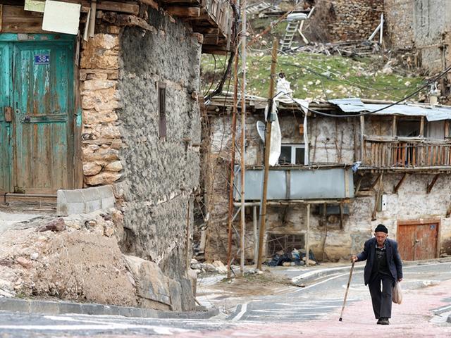 T&uuml;rkiye'nin en yaşlı il&ccedil;esi: N&uuml;fusun &ccedil;oğunluğu 60 yaş &uuml;st&uuml;! 