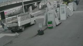 Köpekten kaçarken otobüsün altında kaldı! Metrelerce sürüklenen üniversite öğrencisi yaşam mücadelesi veriyor