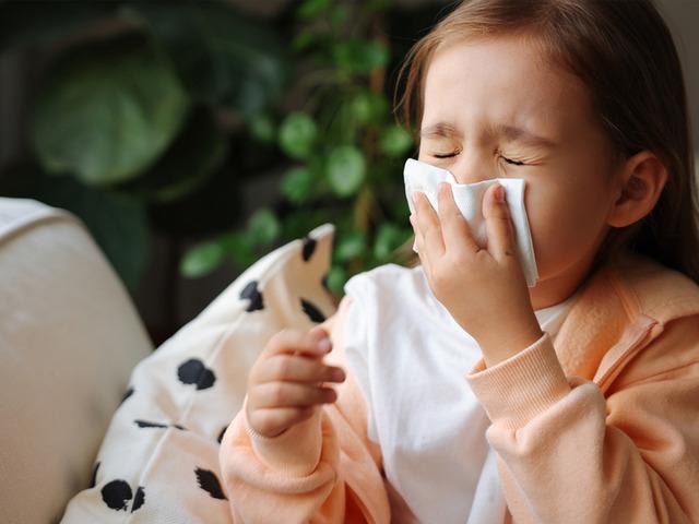 Yetişkinlerde basit g&ouml;r&uuml;n&uuml;yor: &Ccedil;ocuklar daha fazla risk altında!