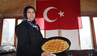 Unutulmaya y&uuml;z tutmuş asırlık lezzet: 'Unlu baklava'