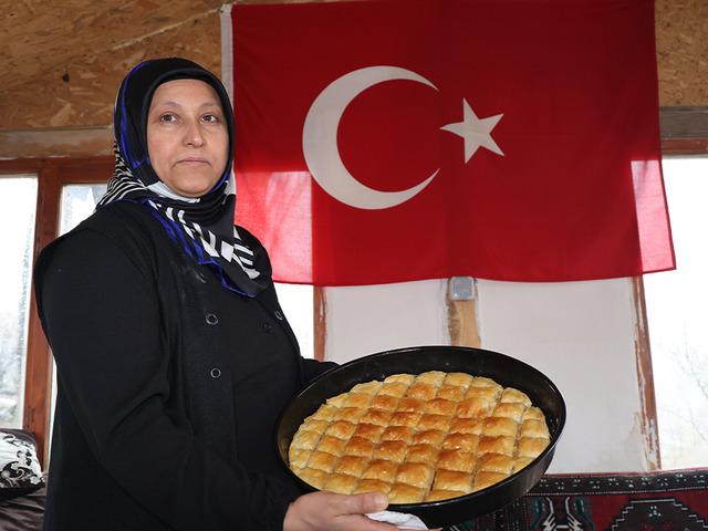 Unutulmaya y&uuml;z tutmuş asırlık lezzet: 'Unlu baklava'