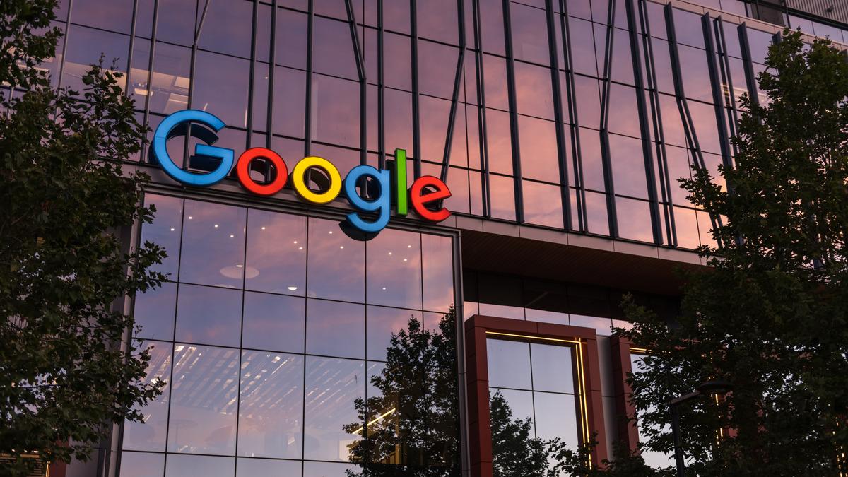 Google'da 'casusluk' krizi! Üç mühendis, ticari sırları İran'a aktarmakla suçlanıyor - Teknoloji Haberleri