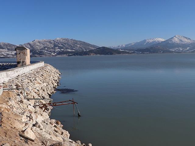 Su seviyesi 25 santimetre y&uuml;kselen Eğirdir G&ouml;l&uuml; yeniden birleşti