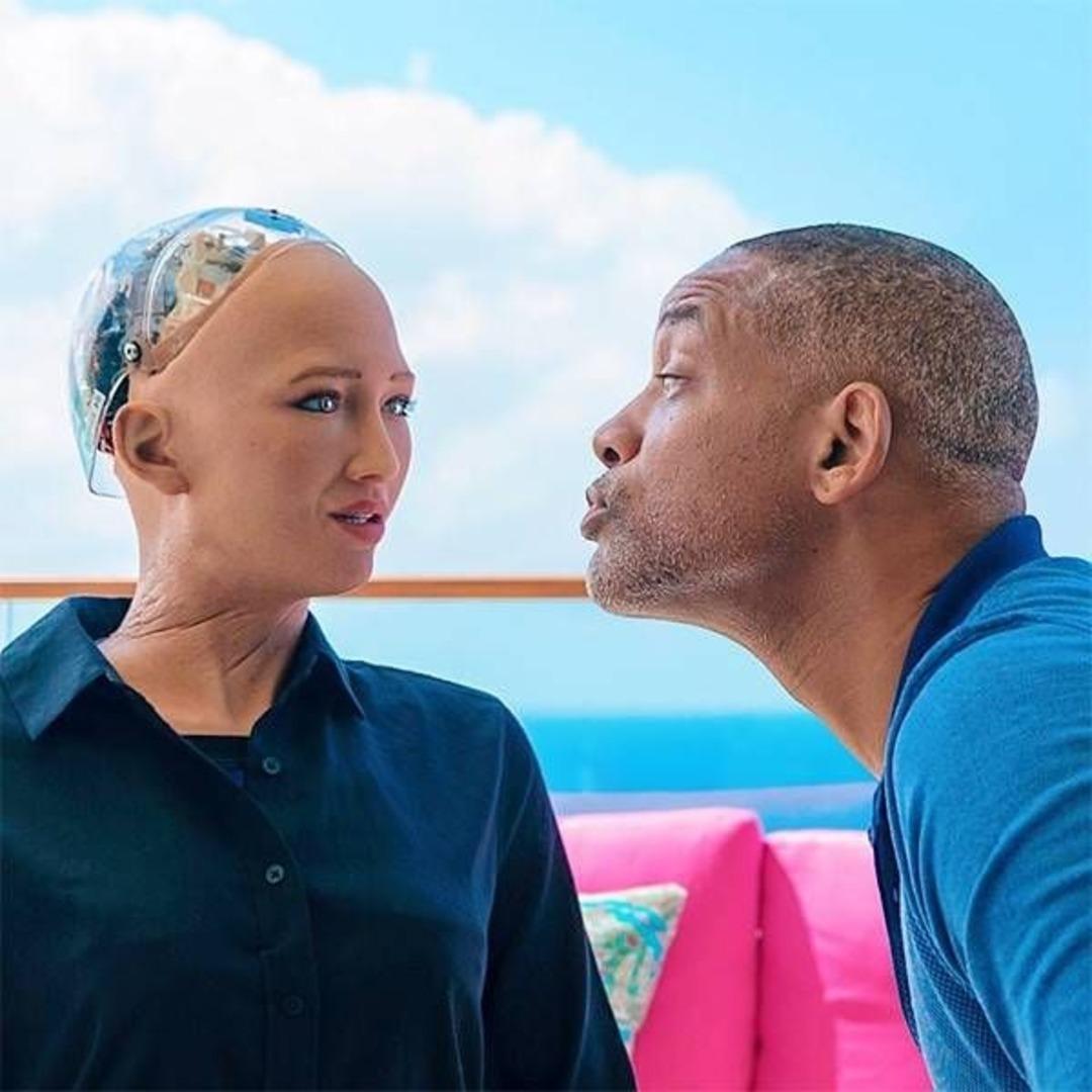 Robot Sophia, kur yapan Will Smith'i reddetti 