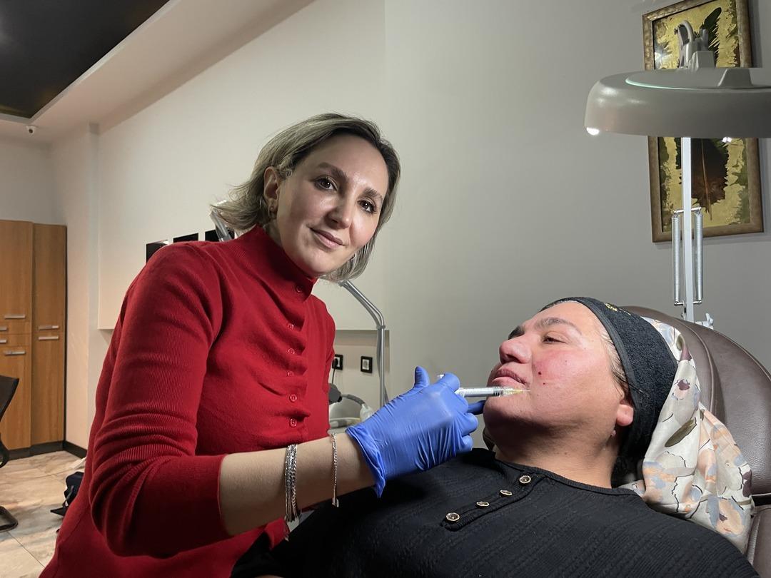 Yıllarca evden çıkmadı: Oğlunun düğününe bile gidemedi! Tedaviyle hayatı değişti 3