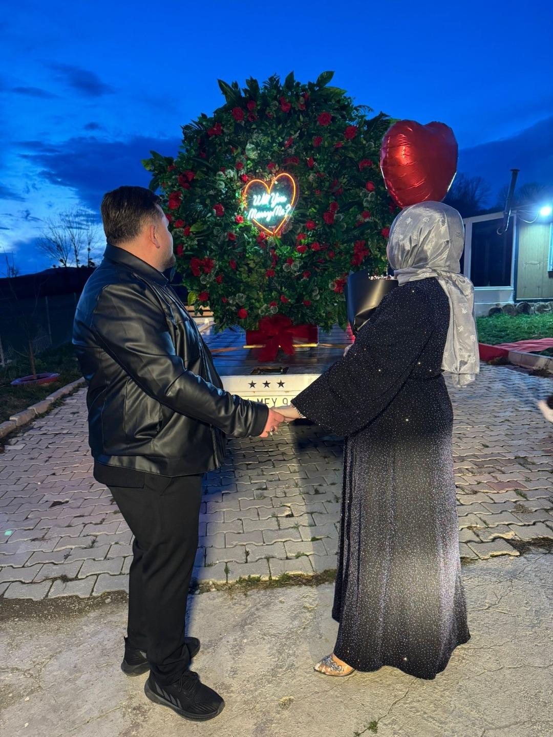 Bolu da oto kurtarıcıdan g&ouml;r&uuml;lmemiş evlenme teklifi 1