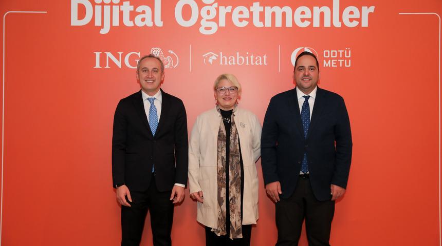 Dijital &Ouml;ğretmenler Projesi yenilendi: Daha geniş etki alanı, g&uuml;&ccedil;l&uuml; yapı ve zengin i&ccedil;erik