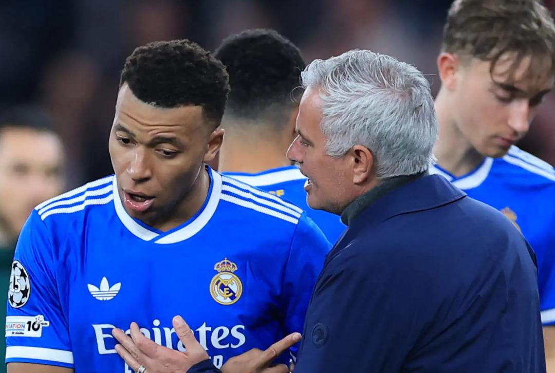 Şampiyonlar Ligi nde ırkçılık krizi büyüyor! Kompany den Mourinho ya zehir zemberek sözler 2