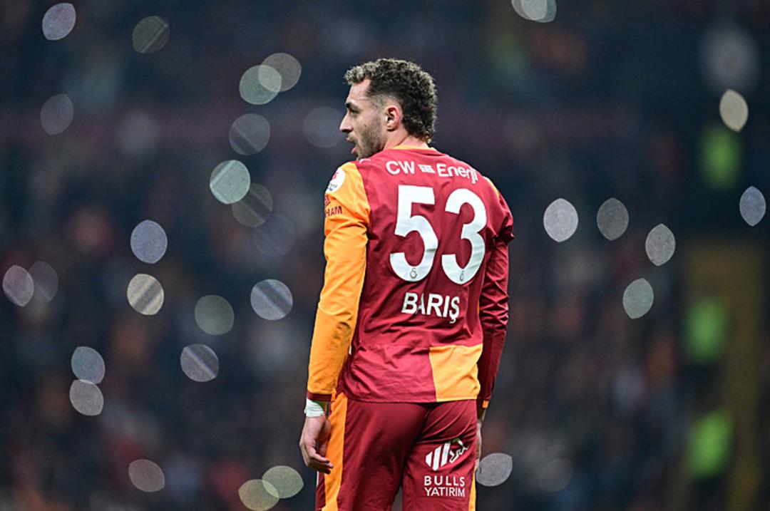 Tolunay Kafkas pimi &ccedil;ekti, sosyal medya karıştı! "A&ccedil;ık ara en iyisi Barış Alper!" s&ouml;zlerine ezeli rakiplerden olay tepki... 1