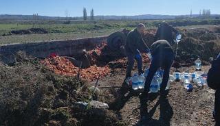 Yer: &Ccedil;orum! 180 litre ka&ccedil;ak alkol imha edildi