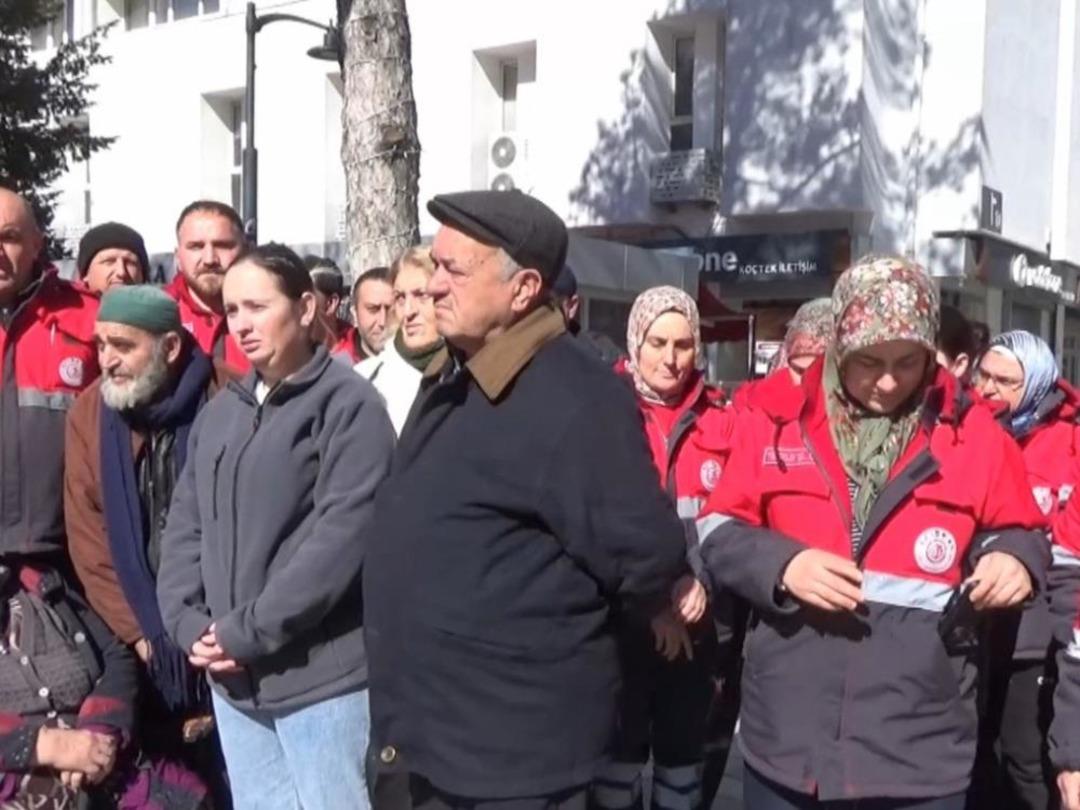 Uşak Belediyesi personeli, hasta iki kardeş için harekete geçti 1