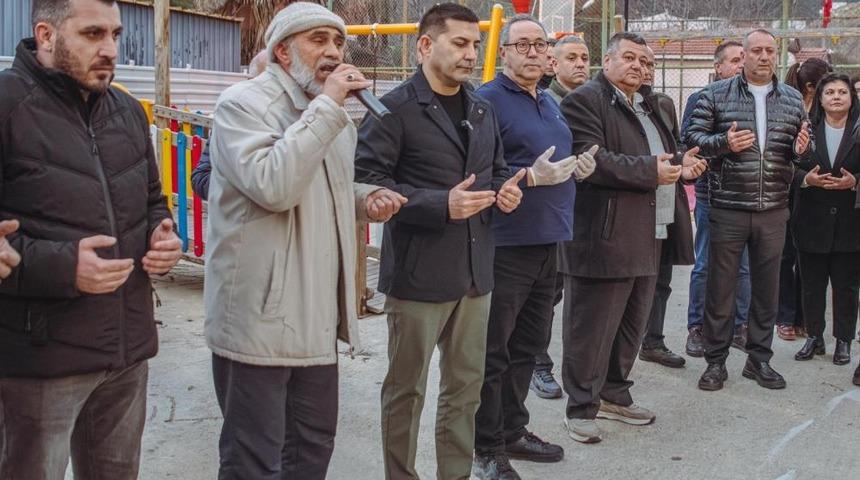 Kuşadası'nda oru&ccedil;lar dualar eşliğinde a&ccedil;ıldı