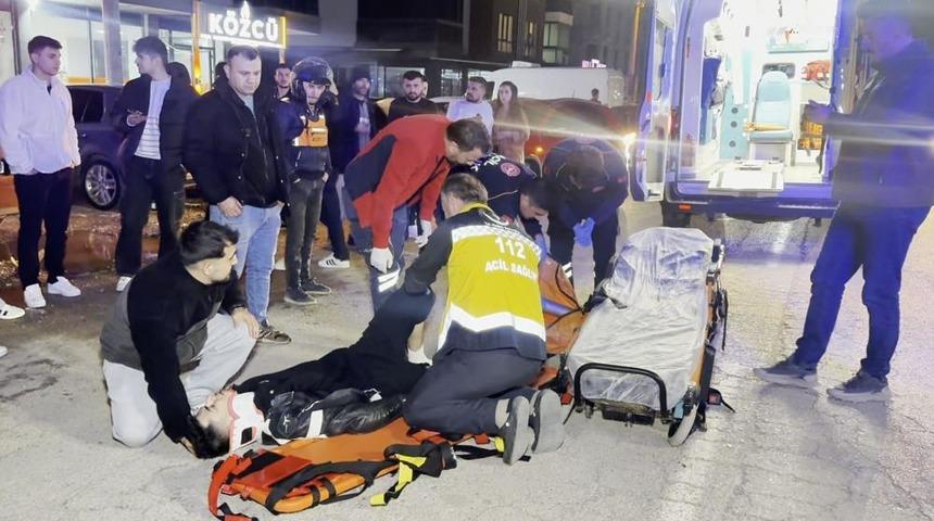 Aksaray&rsquo;da otomobil ile motosiklet &ccedil;arpıştı, s&uuml;r&uuml;c&uuml; ağır yaralı
