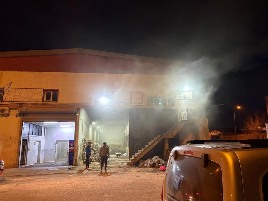 Kayseri’de hayvansal yan ürünler tesisinde yangın 3
