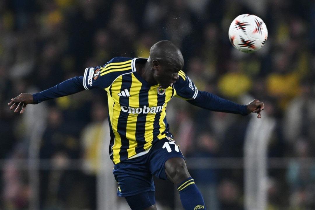 Kante oynadığı 2 ma&ccedil;ta bin pişman etti! Daha şimdiden eleştiriler başladı 2